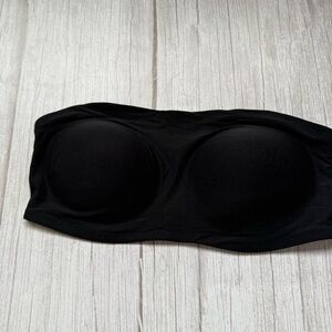 Soft Stretch Padded Bandeau Bralette
Chantelle Lingerie M/L